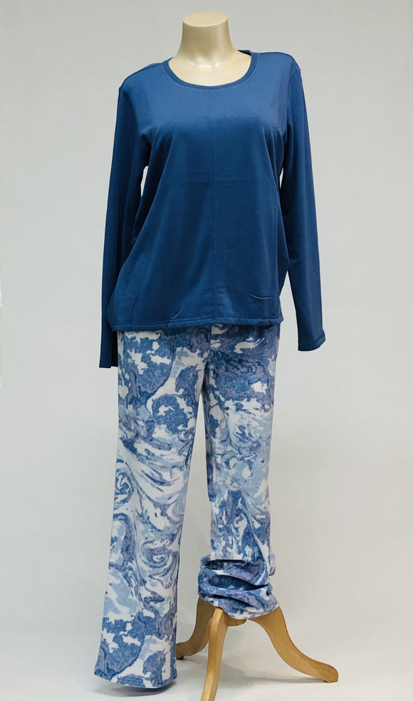 Hanes French Terry L/S Crewneck Top and Fleece Pant Pajama Set
